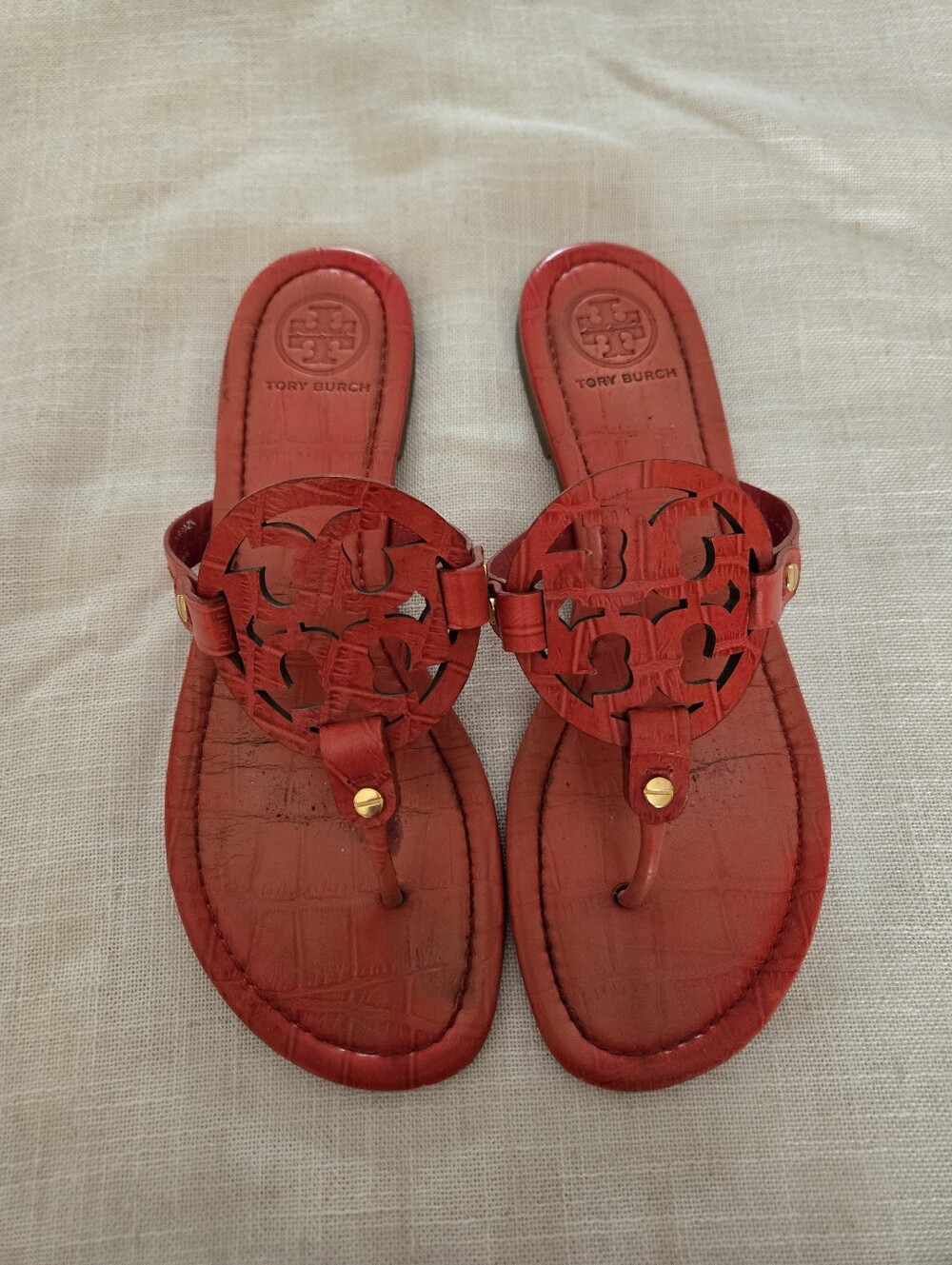 Tory Burch Croc Embossed Red Miller Logo Sandals - Picture 3 of 6